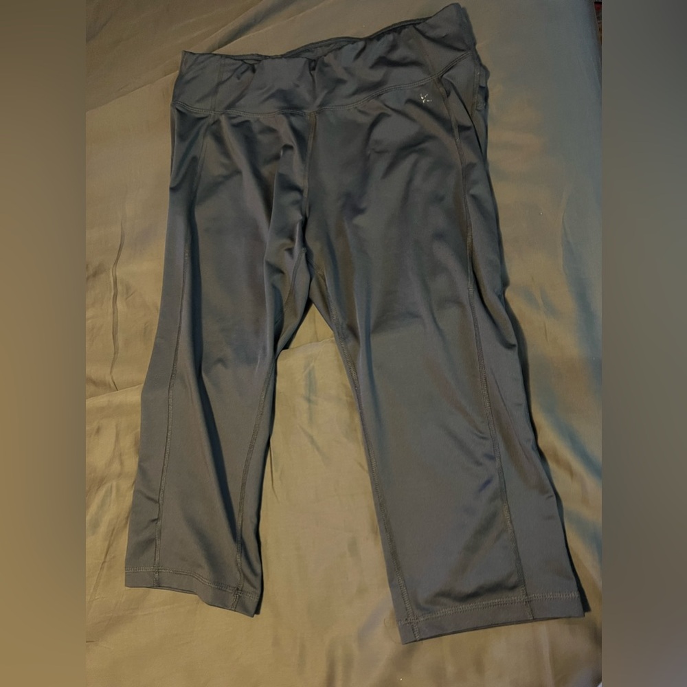 Workout capris